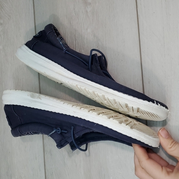 Hey Dude Wally Youth Navy Loafer Slip on shoes sz Y6-L7 - Picture 11 of 12